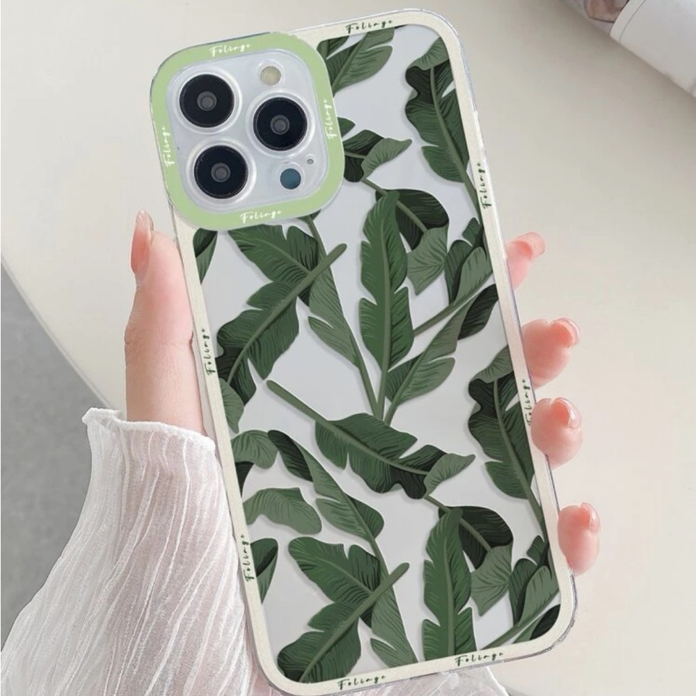 ⚠️Clearance iPhone 11 Pro Max Leaf Pattern Phone Case - Picture 4 of 4